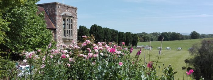 Glyndebourne Blumen mit Old Green Room